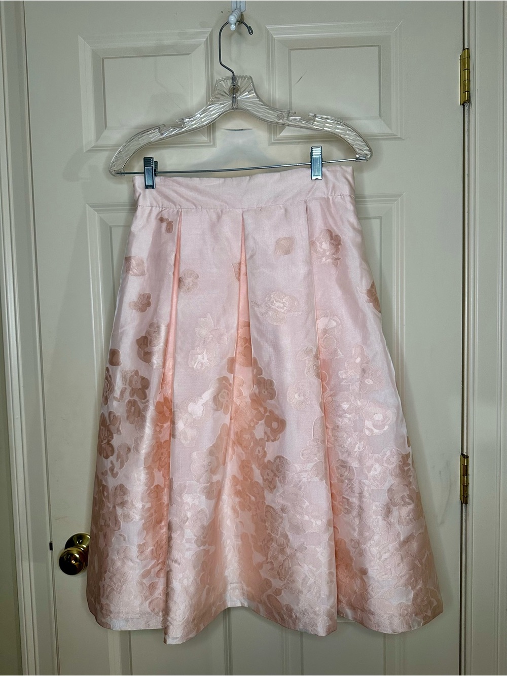 Eliza J Pink Floral Jacquard Midi Skirt with pockets Size 6 pink